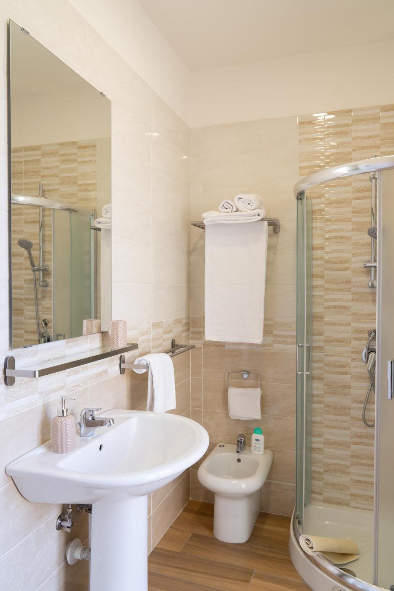 B&B Palazzo Sersale Napoli Εξωτερικό φωτογραφία